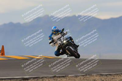 media/Sep-11-2022-SoCal Trackdays (Sun) [[81b7e951af]]/Turn 9 (930am)/